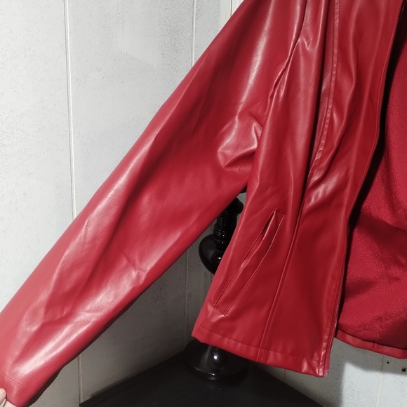 Burgundy Leather Jacket - Picture 11 of 11